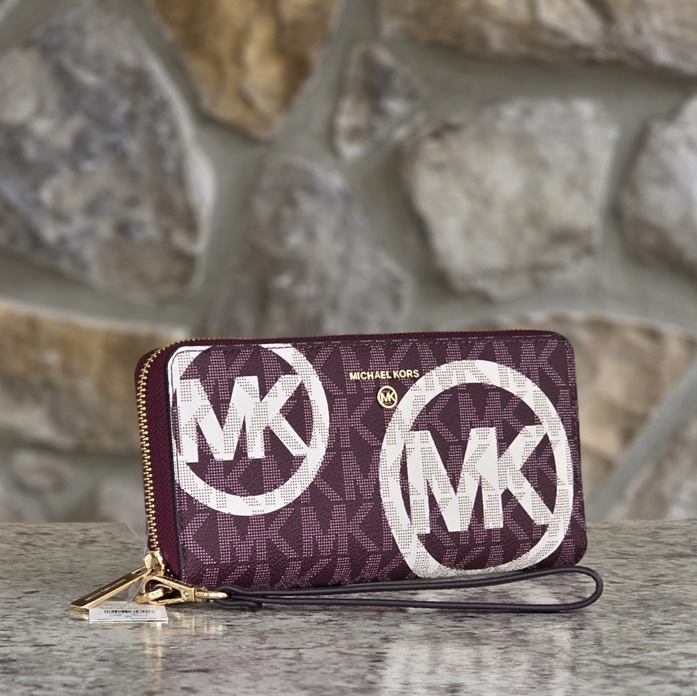 Michael Kors Jet Set Logo Large Wristlet Wallet